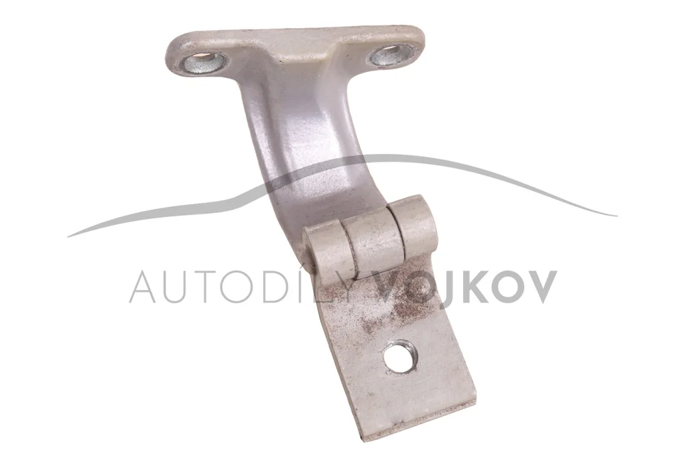 Závěs pátých dveří levý 5E0827301A v:113478
