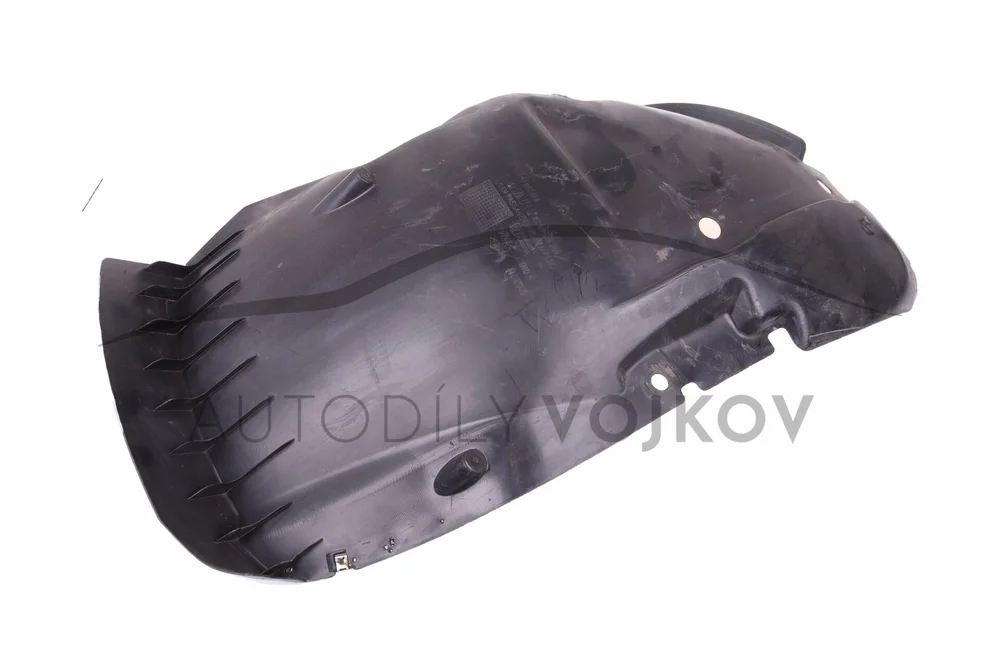 Levý přední plastový podběh, přední část v:72572